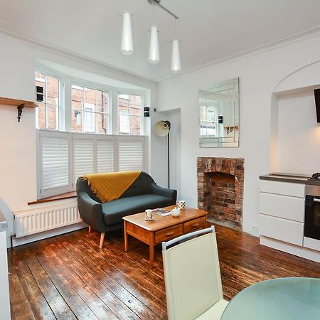 The Location- 1 Free Private Parking Space - 60 Second Walk 2 Minster! Γιορκ Εξωτερικό φωτογραφία