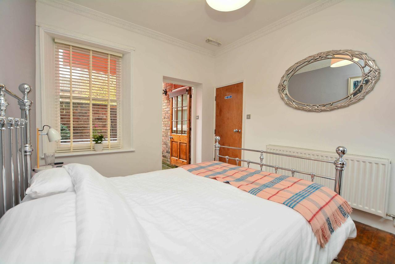 The Location- 1 Free Private Parking Space - 60 Second Walk 2 Minster! Γιορκ Εξωτερικό φωτογραφία