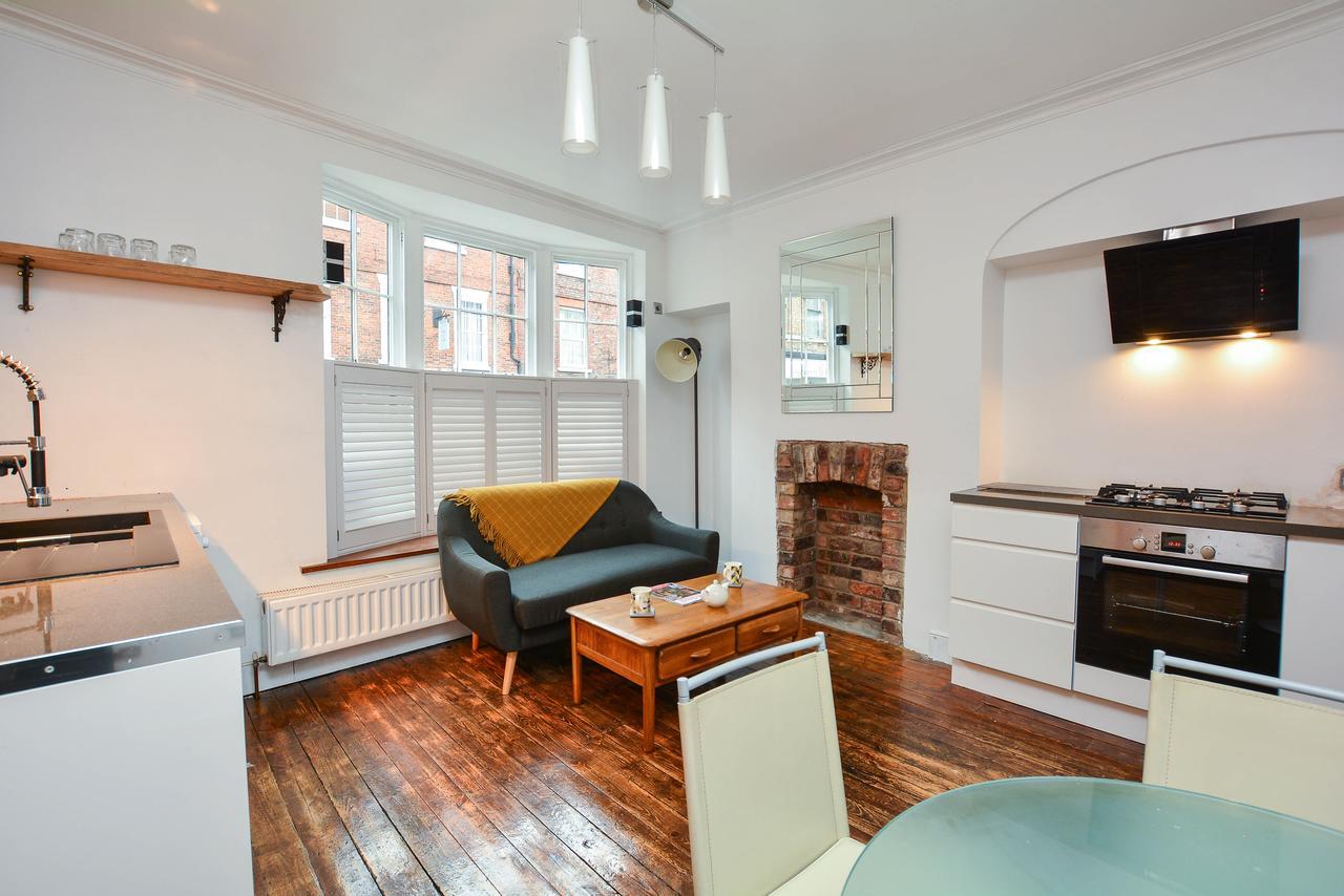 The Location- 1 Free Private Parking Space - 60 Second Walk 2 Minster! Γιορκ Εξωτερικό φωτογραφία
